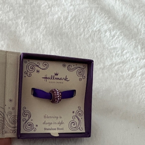 Hallmark Jewelry - Hallmark Purple Ombre Crystal Charm